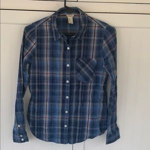 Long Sleeved Plaid Shirt